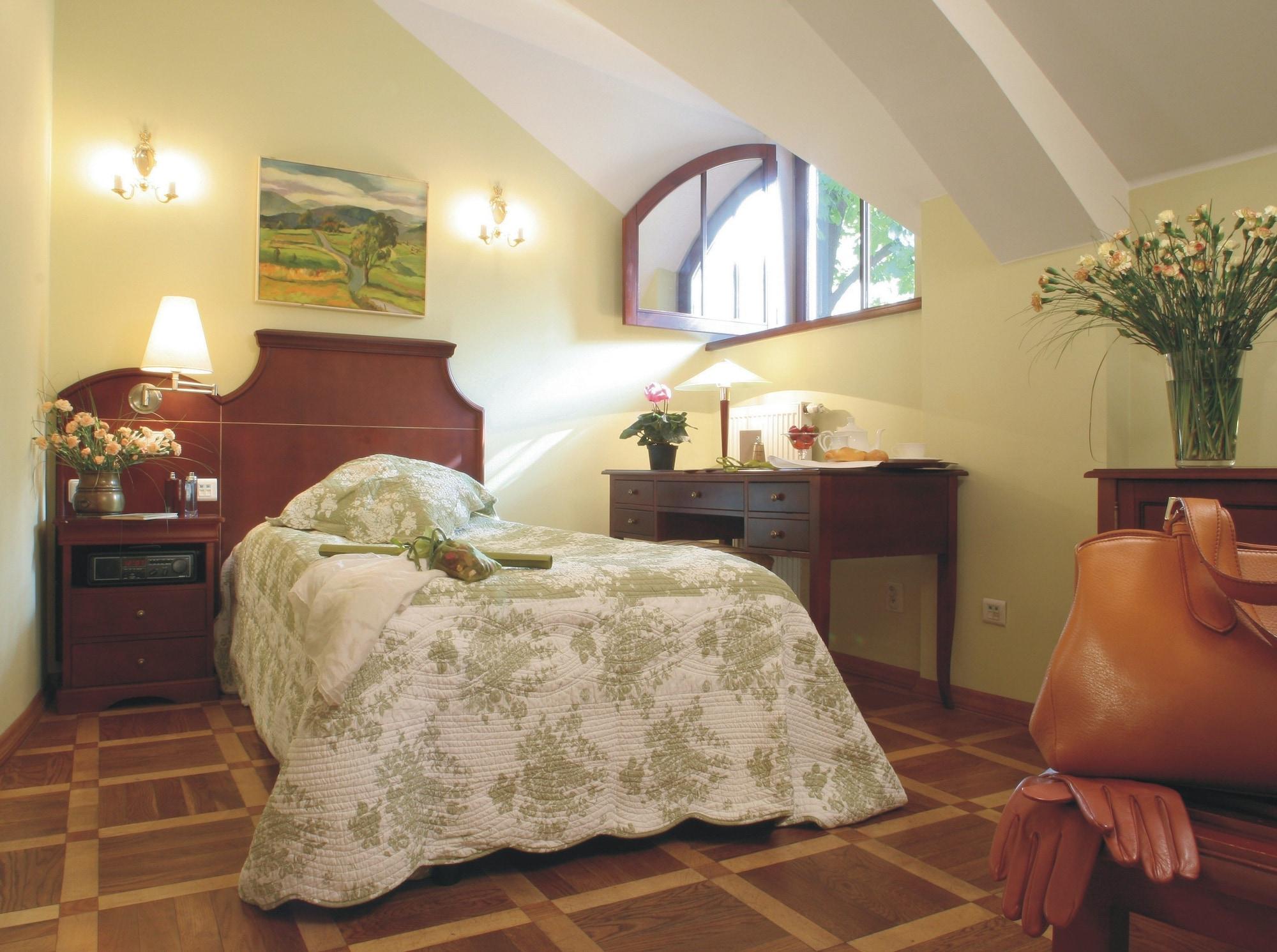 Hotel Maltanski Krakow Bagian luar foto