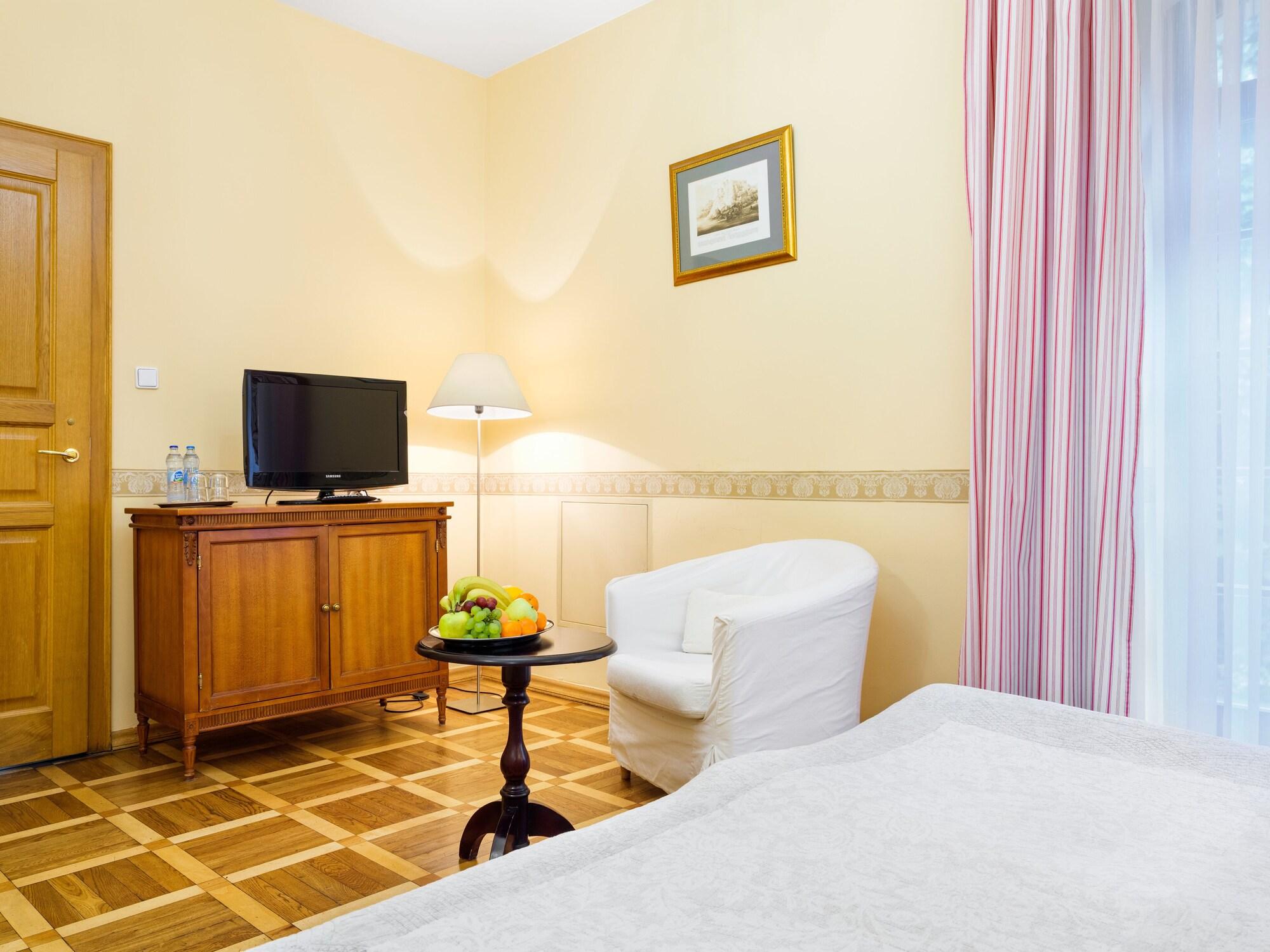 Hotel Maltanski Krakow Bagian luar foto